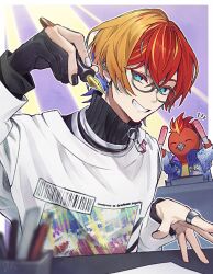 Rule 34 | 1boy, aqua eyes, black gloves, chain, chain necklace, earrings, foreshortening, from below, g-penguin (hizaki gamma), glasses, gloves, grin, hair between eyes, half gloves, highres, hizaki gamma, holding, holding pen, holostars, jewelry, looking at viewer, male focus, multicolored hair, necklace, outside border, pen, ring, short hair, smile, suama (haruichi), teeth, two-tone hair, upper body, virtual youtuber