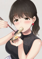 Rule 34 | 1girl, azuki yui, bare arms, bare shoulders, black hair, black shirt, blush, bracelet, breasts, brown eyes, chopsticks, commentary request, earrings, eating, fingernails, floral print, grey background, holding, jewelry, large breasts, long hair, looking at viewer, nail polish, original, oyster, ponytail, red nails, shell, shirt, simple background, sleeveless, sleeveless shirt, solo, upper body