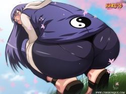 Rule 34 | 1girl, ass, ass focus, blue eyes, blue hair, close-up, cyberunique, foreshortening, from behind, from below, hyuuga hinata, kneeling, looking back, matching hair/eyes, naruto, naruto (series), pantylines, sandals, shorts, solo, squatting, yin yang