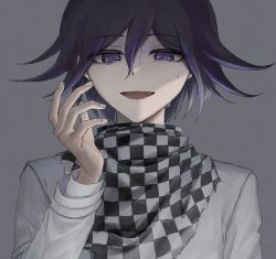 Rule 34 | 1boy, :d, aji kosugi, black hair, checkered background, checkered clothes, checkered scarf, danganronpa (series), danganronpa v3: killing harmony, grey background, hair between eyes, hand up, highres, long sleeves, looking at viewer, male focus, open mouth, oma kokichi, purple eyes, purple hair, scarf, short hair, smile, solo, straitjacket, sweat, upper body