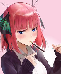 Rule 34 | 1girl, absurdres, black ribbon, blue eyes, blunt bangs, blush, brown cardigan, butterfly hair ornament, cardigan, commentary request, food, food in mouth, go-toubun no hanayome, hair ornament, hair ribbon, highres, ishiyuki, long sleeves, looking at viewer, nakano nino, open cardigan, open clothes, pink background, pink hair, pocky, ribbon, shirt, short hair, simple background, solo, sweatdrop, upper body, white shirt