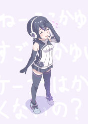 Rule 34 | 1girl, absurdres, bare shoulders, black gloves, black hair, black skirt, black sweater, black thighhighs, boots, bow, commentary request, elbow gloves, footwear bow, from above, full body, gloves, hand in own hair, headphones, highres, humboldt penguin (kemono friends), kemono friends, kemono friends v project, microphone, mittens, multicolored hair, official alternate costume, pleated skirt, purple hair, rifunoton, short hair, skirt, sleeveless, solo, streaked hair, sweatdrop, sweater, thighhighs, translation request, turtleneck, two-tone sweater, virtual youtuber, white footwear, white sweater, zettai ryouiki