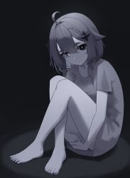 Rule 34 | 1girl, absurdres, ahoge, bare legs, barefoot, black background, bow, braid, cross-shaped pupils, crossed ankles, hair between eyes, hair bow, hair flaps, hair ornament, head tilt, heterochromia, highres, hugging own legs, indie virtual youtuber, knees up, looking at viewer, medium hair, meica (vtuber), mismatched pupils, monochrome, oversized clothes, oversized shirt, pmasterm, second-party source, shirt, single braid, sitting, solo, spanish commentary, sprout-shaped pupils, star (symbol), star hair ornament, symbol-shaped pupils, thick eyebrows, virtual youtuber