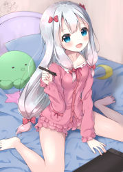 Rule 34 | 10s, 1girl, :d, artist name, barefoot, bed, bedroom, blue eyes, blush, bow, collarbone, drawing tablet, eromanga sensei, frills, hand up, indoors, izumi sagiri, long hair, long sleeves, looking at viewer, on bed, open mouth, pajamas, pink bow, signature, silver hair, sitting, smile, solo, stuffed animal, stuffed octopus, stuffed toy, stylus, tareme, thighs, uchuuneko, wariza