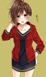 Rule 34 | 1girl, brown eyes, brown hair, collarbone, dress, fang, hand in own hair, highres, jacket, looking at viewer, open mouth, original, ponytail, simple background, solo, yamasuta