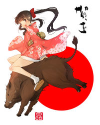 Rule 34 | 00s, 1girl, 2007, boar, boar (chinese zodiac), brown eyes, brown hair, chinese zodiac, japanese clothes, kimono, long hair, looking at viewer, looking back, new year, ponytail, sandals, short kimono, simple background, smile, solo, sonobe kazuaki, tabi, zouri