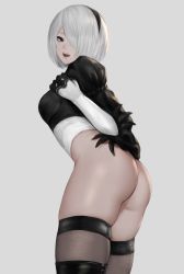 Rule 34 | 1girl, ass, ass focus, black footwear, black gloves, black hairband, blue eyes, boots, brown thighhighs, feather-trimmed sleeves, gloves, grey background, grey hair, hair over one eye, hairband, hand on own chest, highleg, highres, kurone rinka, leotard, mole, mole under mouth, nier:automata, nier (series), open mouth, puffy sleeves, short hair, simple background, skindentation, smile, solo, teeth, thigh boots, thighhighs, tongue, upper teeth only, 2b (nier:automata)
