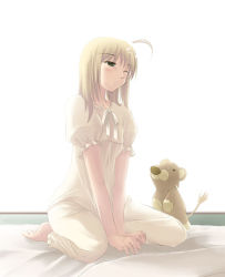 Rule 34 | 00s, 1girl, ahoge, alternate hairstyle, artoria pendragon (fate), bed, between thighs, blonde hair, blush, fate/stay night, fate (series), green eyes, hair down, lion, long hair, mister donut, pajamas, pon de lion, saber (fate), satomi (black scarecrow), sitting, sleepy, solo, stuffed animal, stuffed lion, stuffed toy, thighs, v arms