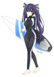 Rule 34 | absurdres, akane rose, asymmetrical legwear, black hair, bodysuit, breasts, commission, diving suit, driping, dripping, feet, hair between eyes, highres, huge filesize, medium breasts, neptune (series), noire (neptunia), pixiv commission, red eyes, ribbon, simple background, skin tight, smile, solo, surfboard, surfer, surfing wetsuit, tsundere, twintails, uneven legwear, walking, wet, wetsuit, white background