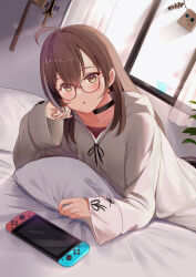 Rule 34 | 1girl, absurdres, ahoge, axe, bed, brown eyes, brown hair, casual, choker, dagger, earrings, female focus, friend (nanashi mumei), glasses, head rest, highres, hololive, hololive english, hood, hoodie, jewelry, karu (karusenpai), knife, long hair, looking at viewer, lying, nanashi mumei, nanashi mumei (casual), nintendo switch, official alternate costume, on bed, on stomach, parted lips, pillow, round eyewear, solo, sweater, virtual youtuber, weapon