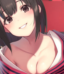Rule 34 | 1girl, black hair, blush, breasts, brown eyes, cleavage, collarbone, commentary request, head tilt, hinamatsuri, japanese clothes, kimono, looking at viewer, medium breasts, off shoulder, official art, original, parted lips, pokachu, red background, simple background, smile, solo, tareme, upper body