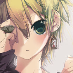 Rule 34 | 1boy, androgynous, beads, blonde hair, blush, braid, earrings, green eyes, hekicha, hourglass, jewelry, kagamine len, male focus, ring, solo, trap, vocaloid
