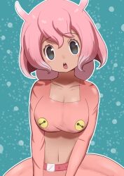 Rule 34 | 1girl, blush, breasts, cleavage, collarbone, fins, grey eyes, harusan adelie, head fins, highres, japanese pancake devilfish (kemono friends), kemono friends, kemono friends 3, large breasts, long sleeves, looking at viewer, midriff, multicolored hair, navel, open mouth, pink hair, pink shirt, shirt, short hair, skirt, solo, stomach, tan, two-tone hair, white hair