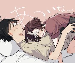 Rule 34 | 1boy, 1girl, bed, black hair, brown background, brown hair, brown shirt, closed eyes, commentary request, girl on top, hair between eyes, hair over one eye, highres, hiyo (2016.10), lying, multicolored hair, on back, on stomach, open mouth, pillow, profile, shirt, short sleeves, simple background, streaked hair, sweat, trainer (umamusume), translation request, umamusume, vodka (umamusume), white hair
