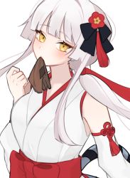 Rule 34 | 1girl, black survival, dd1no, eternal return: black survival, japanese clothes, long hair, looking at viewer, miko, minami rio, mouth hold, nontraditional miko, official alternate costume, simple background, solo, upper body, white background, white hair, yellow eyes