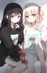 Rule 34 | 2girls, absurdres, bare legs, black hair, black shirt, blonde hair, blush, closed mouth, collarbone, commentary request, earrings, floral print, flower, hair ribbon, hand on own chest, highres, inoue takina, jewelry, long hair, long sleeves, looking at viewer, lycoris recoil, multiple girls, nishikigi chisato, purple eyes, red eyes, red ribbon, ribbon, sentter, shirt, short hair, sitting, sleeves past wrists, smile, spider lily, spider lily print, white shirt