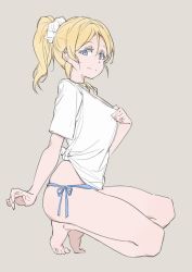 Rule 34 | 10s, 1girl, ayase eli, barefoot, blonde hair, blue eyes, blue panties, collar tug, free style (yohan1754), from side, full body, grey background, highres, looking at viewer, love live!, love live! school idol project, no pants, panties, ponytail, scrunchie, shirt, short sleeves, side-tie panties, simple background, smile, solo, squatting, tied shirt, tiptoes, underwear, white shirt