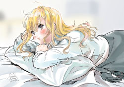 Rule 34 | 1girl, blonde hair, blush, closed mouth, clothes around waist, dated, geshumaro, highres, jacket, jacket around waist, long hair, long sleeves, lying, on bed, on stomach, original, pillow, pink eyes, shirt, signature, simple background, solo, white background, white shirt