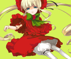 Rule 34 | 00s, 1girl, blonde hair, bloomers, doll joints, green background, green eyes, joints, loo, red skirt, rozen maiden, shinku, simple background, skirt, solo, underwear, white bloomers