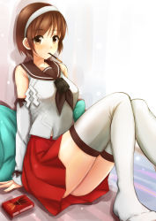 Rule 34 | 1girl, absurdres, bed, box, brown eyes, brown hair, detached sleeves, eating, food, hairband, headband, highres, kantai collection, koru pera, mouth hold, natori (kancolle), pillo, pleated skirt, pocky, school uniform, serafuku, short hair, sitting, skirt, solo, thighhighs, white thighhighs