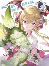 Rule 34 | 2023, 4girls, animal, bat wings, blonde hair, blush, cat, chibi, chibi inset, closed mouth, ewiyar (granblue fantasy), fang, fang out, flower, frilled sleeves, frills, gloves, granblue fantasy, hair flower, hair ornament, hairclip, head wings, highres, holding, holding animal, holding cat, japanese clothes, kimono, lich (granblue fantasy), lich (halloween) (granblue fantasy), long hair, looking at viewer, multiple girls, narmaya (granblue fantasy), niyon (granblue fantasy), pink eyes, pointy ears, post guild war celebration, shiromimin, sidelocks, simple background, smile, solo focus, translation request, vampy, white background, white gloves, white kimono, wide sleeves, wings, yukata