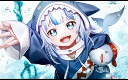 Rule 34 | 1girl, :d, bloop (gawr gura), blue eyes, blue hoodie, bubble, cross-laced clothes, fenrir (fenlil0316), fins, fish tail, gawr gura, gawr gura (1st costume), headband, highres, hololive, hololive english, hood, hood up, hoodie, light blush, long sleeves, looking at viewer, lower teeth only, multicolored hair, open mouth, outstretched hand, polearm, red headband, shark girl, sharp teeth, sidelocks, smile, streaked hair, tail, teeth, trident, upper teeth only, virtual youtuber, water, weapon, white hair