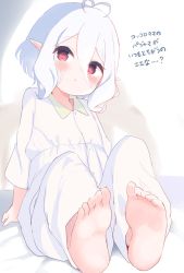 Rule 34 | 1girl, antenna hair, bad id, bad twitter id, barefoot, blush, commentary request, elf, feet, foot focus, highres, kokkoro (princess connect!), pajamas, pants, pointy ears, princess connect!, red eyes, shirt, short hair, sitting, sleepwear, soles, solo, toes, translation request, white hair, white pajamas, white pants, white shirt, yinpa (wanone500511)