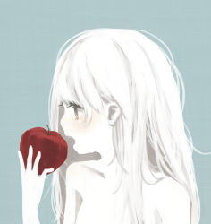 Rule 34 | 1girl, apple, bad id, bad pixiv id, bare shoulders, blush, close-up, eating, food, fruit, holding, holding food, holding fruit, long hair, original, simple background, solo, upper body, wakuraba, white hair, yellow eyes