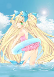 Rule 34 | 1girl, arc system works, blazblue, blazblue: continuum shift, blonde hair, blush, bow, casual one-piece swimsuit, cloud, colored eyelashes, day, frilled swimsuit, frills, green eyes, hair bow, hair ribbon, innertube, ishitsuki merokoa, kneepits, long hair, looking back, low-tied long hair, one-piece swimsuit, platinum the trinity, quad tails, ribbon, sky, solo, swim ring, swimsuit, twintails, two side up, very long hair, water
