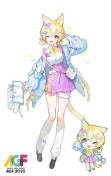 Rule 34 | 1girl, ;d, absurdres, animal ear fluff, animal ears, bag, bandaid on thigh, black footwear, blonde hair, blue cardigan, blue eyes, bow, bridal garter, camera, cardigan, chibi, full body, hair bow, highres, holding, holding bag, kneehighs, long hair, long sleeves, looking at viewer, multiple views, off shoulder, one eye closed, open cardigan, open clothes, open mouth, original, pink skirt, pleated skirt, short hair, simple background, skirt, smile, socks, soyoong jun, standing, star (symbol), v, white background, white socks
