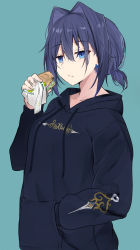 Rule 34 | 1girl, absurdres, blue background, blue eyes, blue hair, blue hoodie, burger, closed mouth, eating, food, hair between eyes, hair intakes, hand in pocket, highres, holding, holding food, hololive, hololive english, hood, hoodie, long sleeves, looking away, low twintails, ouro kronii, short ponytail, shuuzo3, simple background, solo, twintails, virtual youtuber