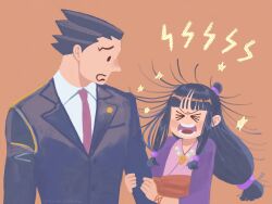 Rule 34 | &gt; &lt;, 1boy, 1girl, ace attorney, black hair, blunt bangs, closed eyes, hair ornament, half updo, highres, jacket, japanese clothes, kimono, long hair, long sleeves, looking at another, low-tied long hair, maya fey, messy hair, necktie, open mouth, phoenix wright, pink necktie, purple jacket, shouting, sidelocks, simple background, static, suibun (mizuha oishiina), upper body