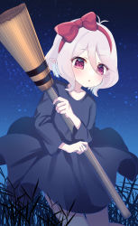 Rule 34 | 1girl, :o, absurdres, antenna hair, black dress, blush, bow, broom, collarbone, commentary request, cosplay, dress, grass, hair between eyes, hair bow, hairband, highres, holding, holding broom, kiki (majo no takkyuubin), kiki (majo no takkyuubin) (cosplay), kokkoro (princess connect!), long sleeves, majo no takkyuubin, night, night sky, outdoors, parted lips, pointy ears, princess connect!, red bow, red hairband, silver hair, sky, solo, standing, star (sky), starry sky, suzu (minagi)