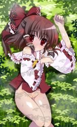 Rule 34 | 1girl, ascot, bare shoulders, bottomless, bow, brown hair, cleft of venus, commentary request, detached sleeves, grass, hair bow, hair tubes, hakurei reimu, lefty 2628, long sleeves, looking at viewer, lying, on side, ponytail, pussy, red eyes, shirt, solo, sweat, touhou, uncensored, wide sleeves