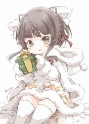 Rule 34 | 1girl, animal ears, black hair, brown eyes, capelet, cat ears, commentary request, dress, fur-trimmed dress, fur-trimmed hood, fur trim, gift, hood, hooded capelet, kantai collection, miko (35nikomi), mittens, official alternate costume, short hair, short hair with long locks, solo, thighhighs, ukuru (kancolle), white dress, white hood, white mittens, white thighhighs