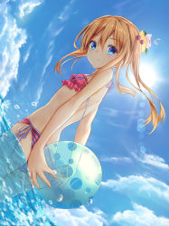 Rule 34 | 1girl, ass, back, ball, beachball, bikini, blonde hair, blue eyes, breasts, day, flower, hair flower, hair ornament, highres, holding, holding ball, long hair, looking at viewer, mosta (lo1777789), ocean, original, small breasts, smile, solo, sunlight, swimsuit, water