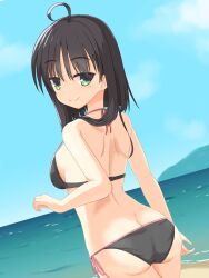 Rule 34 | 1girl, ahoge, arm at side, ass, back, backboob, bare shoulders, bikini, black bikini, black hair, blue sky, breasts, closed mouth, commentary request, cowboy shot, curvy, day, dimples of venus, dutch angle, eyes visible through hair, from behind, green eyes, hair between eyes, hair over shoulder, halterneck, hand up, highres, hitachi mako, large breasts, light blush, looking at viewer, looking back, ocean, outdoors, senren banka, shirayamakoma, short hair with long locks, side-tie bikini bottom, sky, smile, solo, split mouth, swimsuit, tsurime