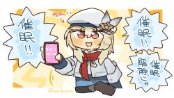 1girl beret blonde_hair cellphone chibi commentary girls&#039;_frontline girls&#039;_frontline_2:_exilium hat highres holding holding_phone hypnosis_app lcron medium_hair nagant_(girls&#039;_frontline_2) nagant_revolver_(girls&#039;_frontline) phone red_eyes red_scarf scarf shirt smartphone smile solo translated upper_body white_shirt