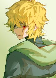 1boy absurdres blonde_hair hair_between_eyes hair_over_one_eye highres hood hood_down looking_back male_focus medium_hair open_mouth red_eyes scar scar_across_eye simple_background smile solo teeth the_boss_(tower_of_god) thick_eyelashes tower_of_god upper_body zayaaa_zaya