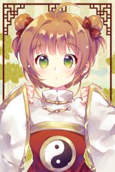 Rule 34 | 1girl, :&lt;, ahoge, blush, bow, cardcaptor sakura, chinese clothes, closed mouth, commentary request, dated, double bun, ech, green eyes, hair bow, hair bun, hands up, kinomoto sakura, long sleeves, red bow, short hair, side bun, sidelocks, sleeves past wrists, solo, wide sleeves, yin yang