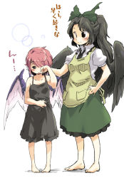 Rule 34 | 2girls, animal ears, apron, barefoot, black hair, bow, camisole, face, feet, female focus, full body, hair bow, hand on own hip, height difference, hip focus, long hair, multiple girls, mystia lorelei, nightgown, pigeon-toed, pink hair, reiuji utsuho, short hair, simple background, sleepy, standing, touhou, translation request, waking up, white background, wings, yudepii