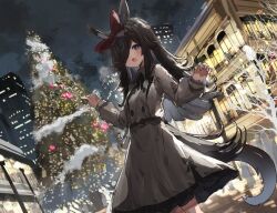 Rule 34 | 1girl, absurdres, animal ears, brown hair, building, christmas, christmas tree, coat, crowd, grey coat, hair over one eye, highres, horse ears, horse girl, horse tail, long hair, long sleeves, looking at viewer, night, night sky, open mouth, outdoors, purple eyes, rice shower (umamusume), sky, solo focus, tail, the olphy, umamusume