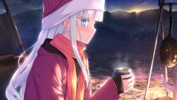Rule 34 | 1girl, aikotoba -silver snow sister-, any (trueblue), blue eyes, blunt bangs, blush, campfire, camping, cup, game cg, hat, holding, holding cup, hoshitsugu shirone, jacket, long hair, nature, non-web source, outdoors, profile, scarf, sideways glance, sitting, sky, sleeves past wrists, smile, solo, star (sky), starry sky, upper body, white hair, winter clothes