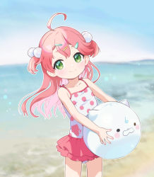 Rule 34 | 1girl, aged down, ahoge, ball, beach, blurry, blurry background, blush, child, day, green eyes, hair bobbles, hair ornament, hairclip, highres, holding, holding ball, hololive, looking at viewer, machico maki, multicolored hair, one-piece swimsuit, outdoors, pink hair, polka dot, polka dot swimsuit, sakura miko, sky, smile, solo, swimsuit, two-tone hair, virtual youtuber, water