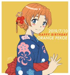 Rule 34 | 1girl, alternate costume, artist name, black bow, blue eyes, blue kimono, blush stickers, bow, braid, character name, closed mouth, commentary, dated, english text, floral print, flower, from side, girls und panzer, hair bow, hair flower, hair ornament, happy birthday, highres, japanese clothes, kimono, long sleeves, looking at viewer, obi, orange background, orange hair, orange pekoe (girls und panzer), outside border, own hands together, parted bangs, print kimono, sash, short hair, signature, simple background, smile, solo, twin braids, upper body, zono (inokura syuzo029)