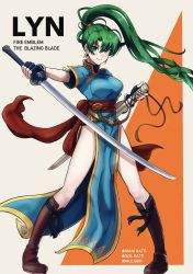 Rule 34 | 1girl, blue dress, boots, breasts, brown footwear, character name, dress, earrings, fire emblem, fire emblem: the blazing blade, full body, green eyes, green hair, highres, holding, holding sword, holding weapon, jewelry, knee boots, large breasts, long hair, looking at viewer, lyn (fire emblem), nintendo, pelvic curtain, ponytail, rooru kyaabetsu, scabbard, sheath, short sleeves, smile, solo, standing, sword, thighs, very long hair, weapon