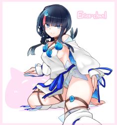 Rule 34 | 1girl, barefoot, black hair, blue eyes, character name, fate/grand order, fate/requiem, fate (series), magatama, multicolored hair, seigaiha, sideless outfit, smile, solo, streaked hair, thighs, utsumi erice, yoosai