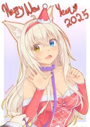 2025 animal_ear_fluff blonde_hair blue_eyes cat_girl coconut_(nekopara) collar commentary dress english_commentary happy_new_year hat heterochromia highres holding holding_leash leash nekopara new_year nirunirin open_mouth santa_dress santa_hat simple_background surprised waving yellow_eyes