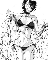 Rule 34 | 1girl, aa2mee, bikini, breasts, chainsaw man, closed eyes, facing viewer, hair over one eye, highres, monochrome, navel, reze (chainsaw man), side-tie bikini bottom, small breasts, smile, solo, swimsuit, water, water drop
