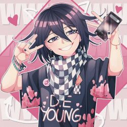 Rule 34 | 1boy, alternate costume, black nails, black scarf, black shirt, checkered clothes, checkered scarf, cheer (cheerpuppy14), cross, cross earrings, danganronpa (series), danganronpa v3: killing harmony, double v, earrings, english text, grin, hair between eyes, hands up, heart, highres, holding, holding phone, jewelry, nail polish, oma kokichi, phone, pink background, purple eyes, scarf, shirt, short sleeves, smile, solo, star (symbol), star in eye, symbol in eye, teeth, translation request, upper body, v, white scarf